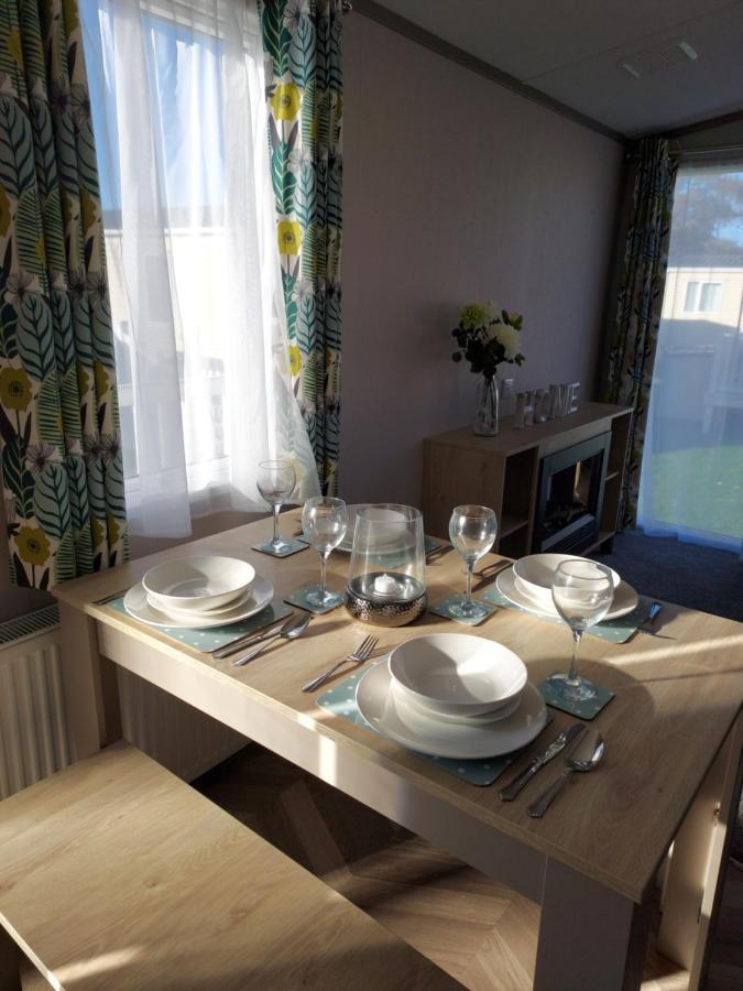 Hoburne Bashley Self-Catering Holiday Home New Milton Exterior foto